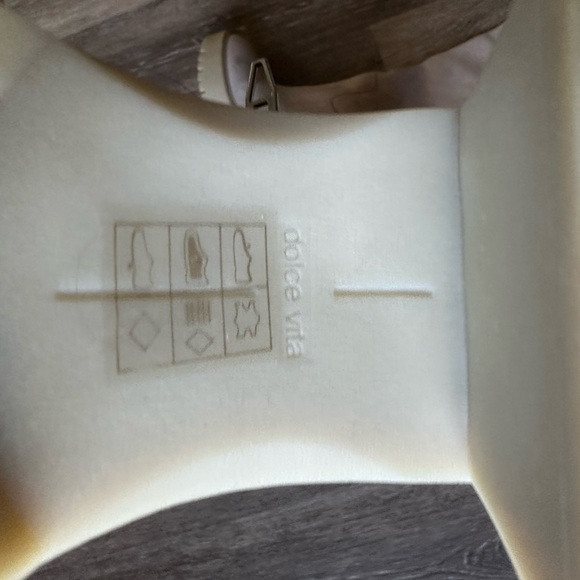 Dolce Vita Cory H20 Tall Platform Boot NWOT - Picture 4 of 4